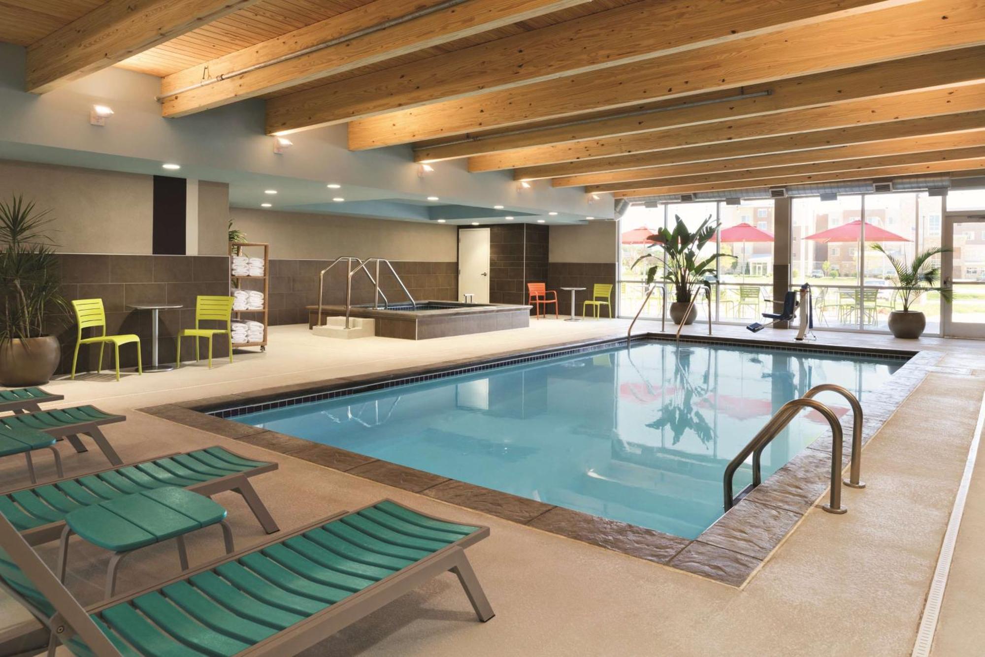 Home2 Suites By Hilton Iowa City Coralville Eksteriør billede